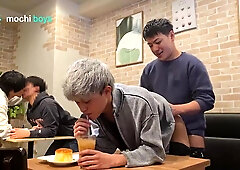 Boinking in Public Chinese Cafe
