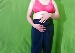 Seductive Indian bhabhi gets naughty with her hot stepson