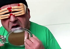 Solo gay star enjoys a cum swallowing session