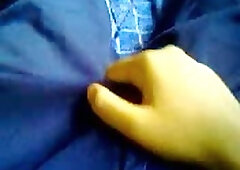 Amateur Close-Up Wanking Ends With Cumshot