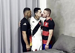 2 ginormous-dicked players plow Flamengo devotees