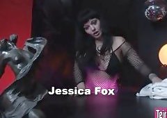 Jessica Fox bangs milf Carrie Ann in bar