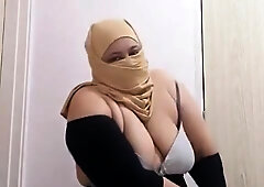Arabs Stepmom Feeling Horny