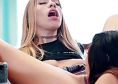 Dirty dyke seduces hairy lesbian slut b4 eating her pussy