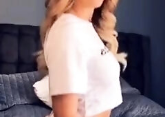 Watch me Stuff my Cunt