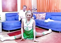 Cheerleaders banged by the tutor