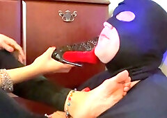 UK Trample Queens - Desi Queen Heel & Foot Worship