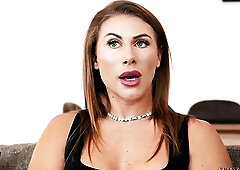 British Fitness Model Callie Roks Interview