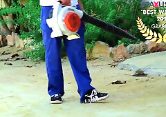 STAXUS :: I catch the gardener stroking and suggest him all my help.