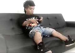 la vendedora de muebles salió cariñosa yo como buen caballero la atiendo y le doy su mamada de culo