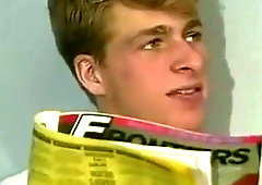 Cute Boys Kissing and fucking