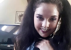 Amateur blondie solo anal masturbation