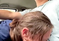 Street cockslut gives head while driving, this girl knows how to work my shaft