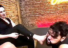 The Real Feet Lady - The worst humiliation - Double Foot