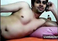 Faisal from Lahore Pakistani Guy Jerking off