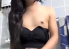 gorgeous Asian tranny