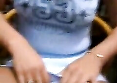 Strassenflirt flashing pantyless & public op het vrijthof in Maastricht