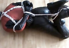 Hojojutsu hogtied