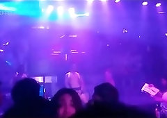 THAI MEN COYOTY DANCE 03