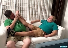 Chubby Nemo helps his master Matt unwind with some foot worship