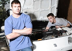 Hayden Richards really makes Johnny Rapid scream out in pain