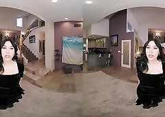 Let Alexa Chains Unleash Her Internal Seductress On U Tonight