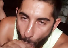 se traga hasta los huevos el putito / my sub drinking all (gasping)