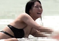 Amateur Couple Enjoys Exhibitionist Public Beach Sex