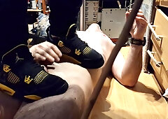 Trampling And Licking A Jordan4