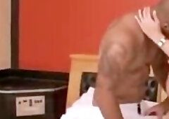 A boneca e seu amante