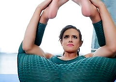 Penny Barber starts doing her yoga routine, making sure she hits all the poses to keep her body good and stretched. After she&rsquo;s done with th