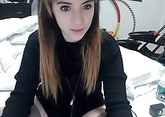 Brunette Solo Webcam Masturbation