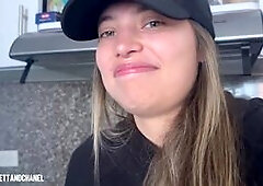 Food delivery Innocent does not know that they have already paid for the pizza!!!