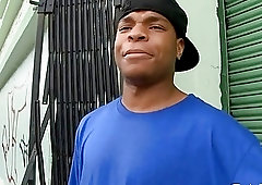 Chocolate hottie drops to his knees to suck an erection