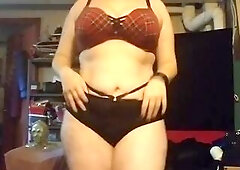 Emo hotty undresses her suit off for u