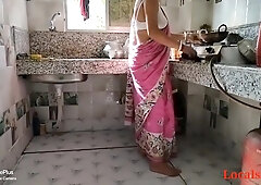 Indian Village Bhabhi Sex Video In Kitchen