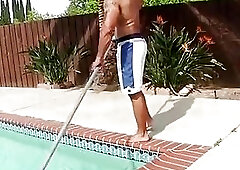 Prurient shemale made pass at pool cleaner and had sex with him