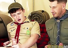 Grant Ducati spreads wide open for Jordan Starr after mutual jerking