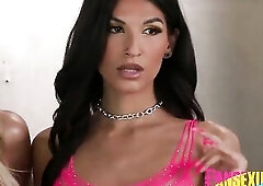 TS Chicks JADE VENUS & ZARIAH AURA Glam Up For Anal