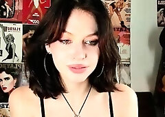 Romanian amateur webcam teen masturbate