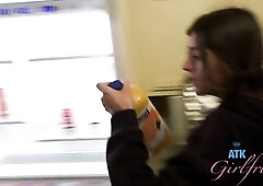 GFE session and hookup with amateur brunette hair, creams and gets banged POV