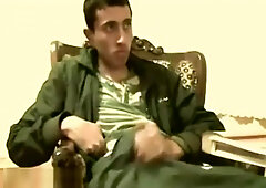 Turkish Twink Shoots his milki