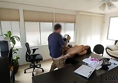 Girl practices dirty pussy-penetration with the horny lender