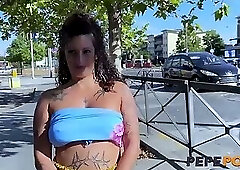 Sexiest 40yo slut wants a porn casting. Freya Lion sucks and fucks on PepePorn