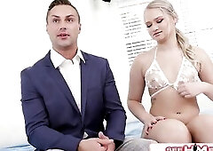 Assured Chap Damien White Gets Ribald Worship From Harley King!