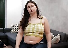 Jiggling My Chunky Abdomen and Shaking My Large Ass! ????????