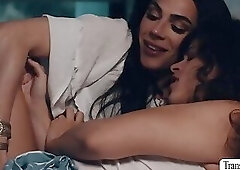 Smalltits TS stepmom bangs her stepteen