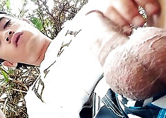 MASTURBANDOME EN EL RIO