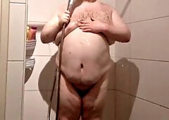 Getting ready for a charming shower