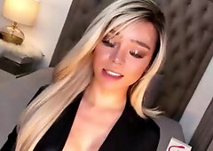 Blonde babe scarlet solo webcam
